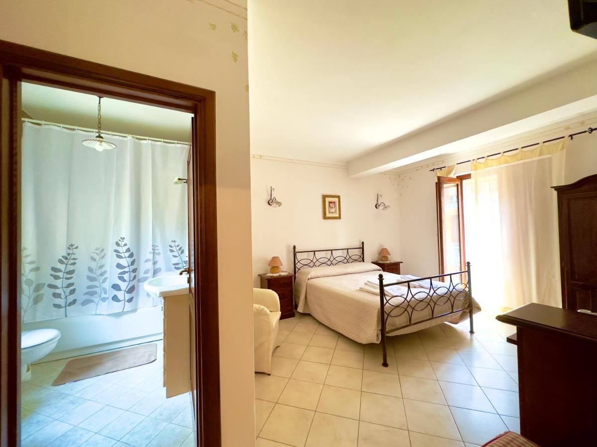 Bed and Breakfast Il Ritrovo Delle Volpi Аджерола Екстер'єр фото