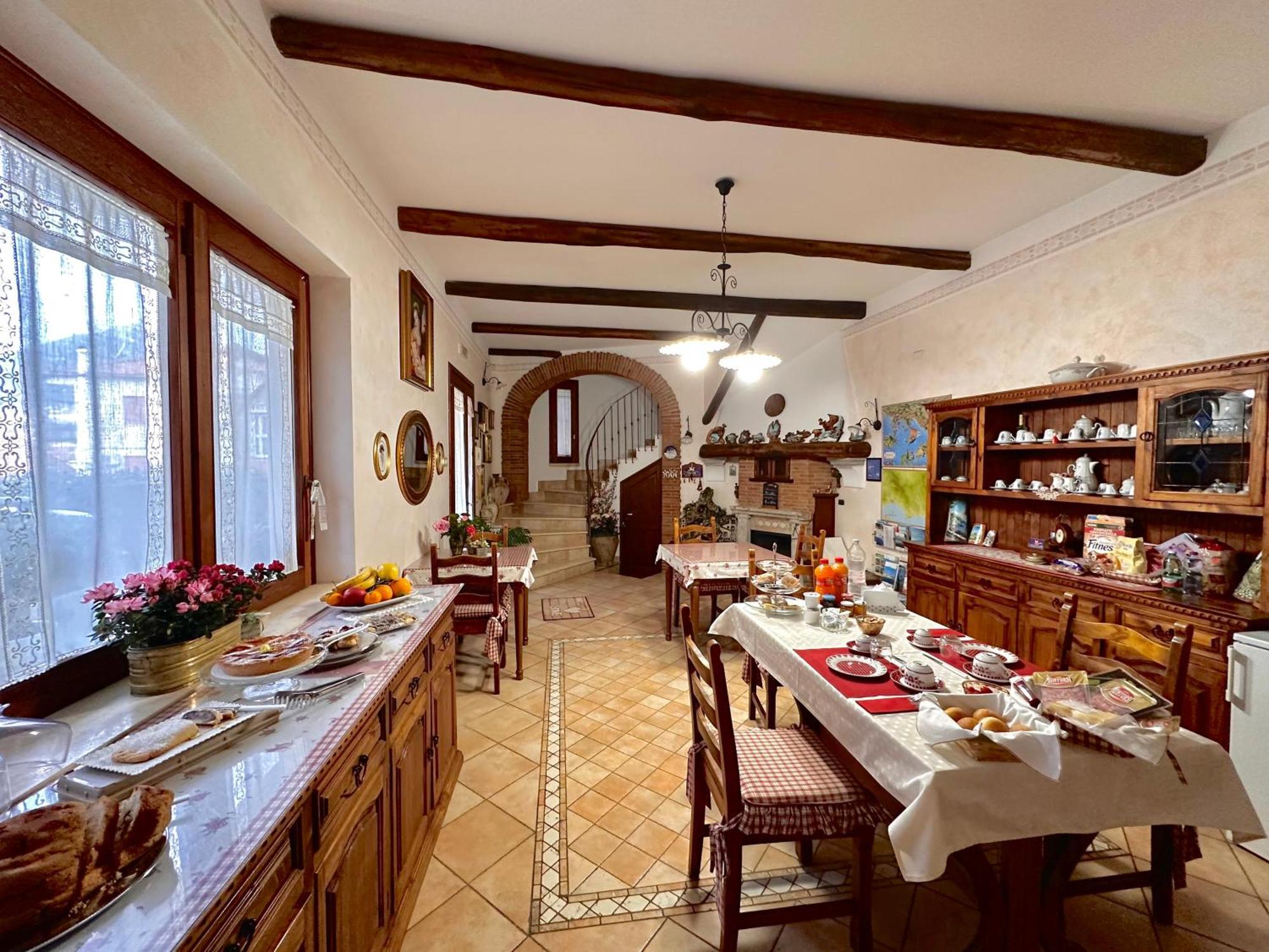 Bed and Breakfast Il Ritrovo Delle Volpi Аджерола Екстер'єр фото