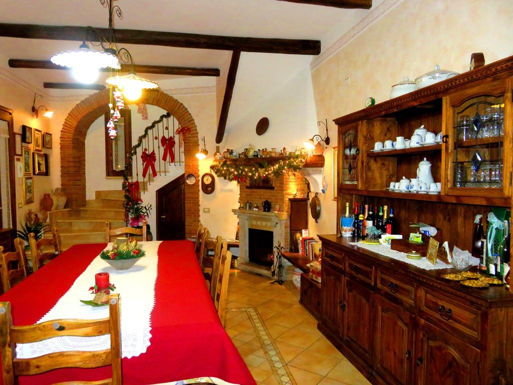 Bed and Breakfast Il Ritrovo Delle Volpi Аджерола Екстер'єр фото