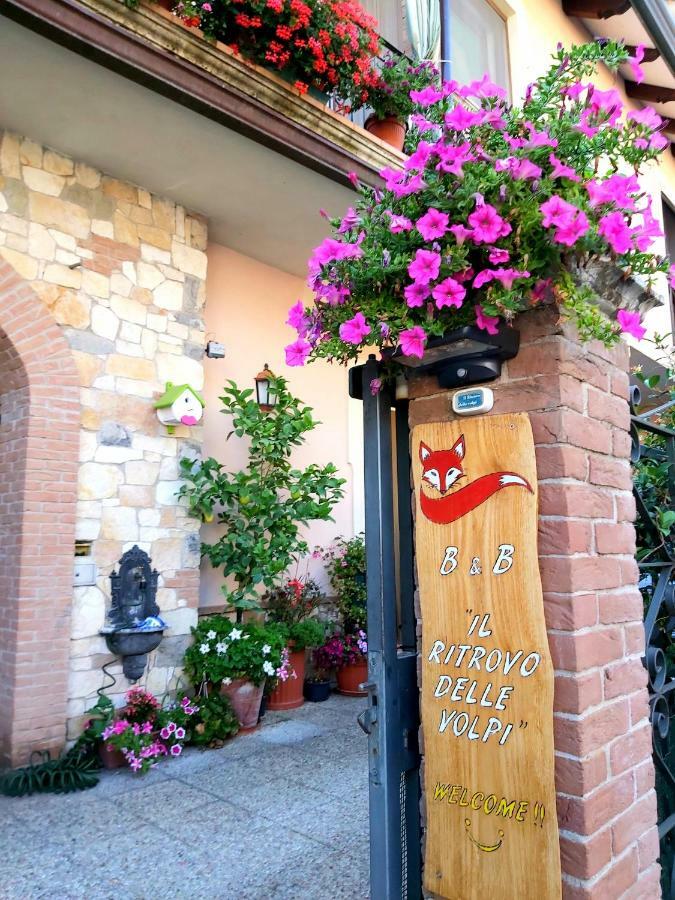 Bed and Breakfast Il Ritrovo Delle Volpi Аджерола Екстер'єр фото